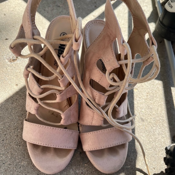 Laced Block heels in suede material - Size 5 - Picture 4 of 4